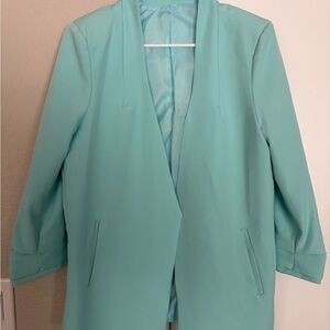 Elegant Women's Mint Green Coat